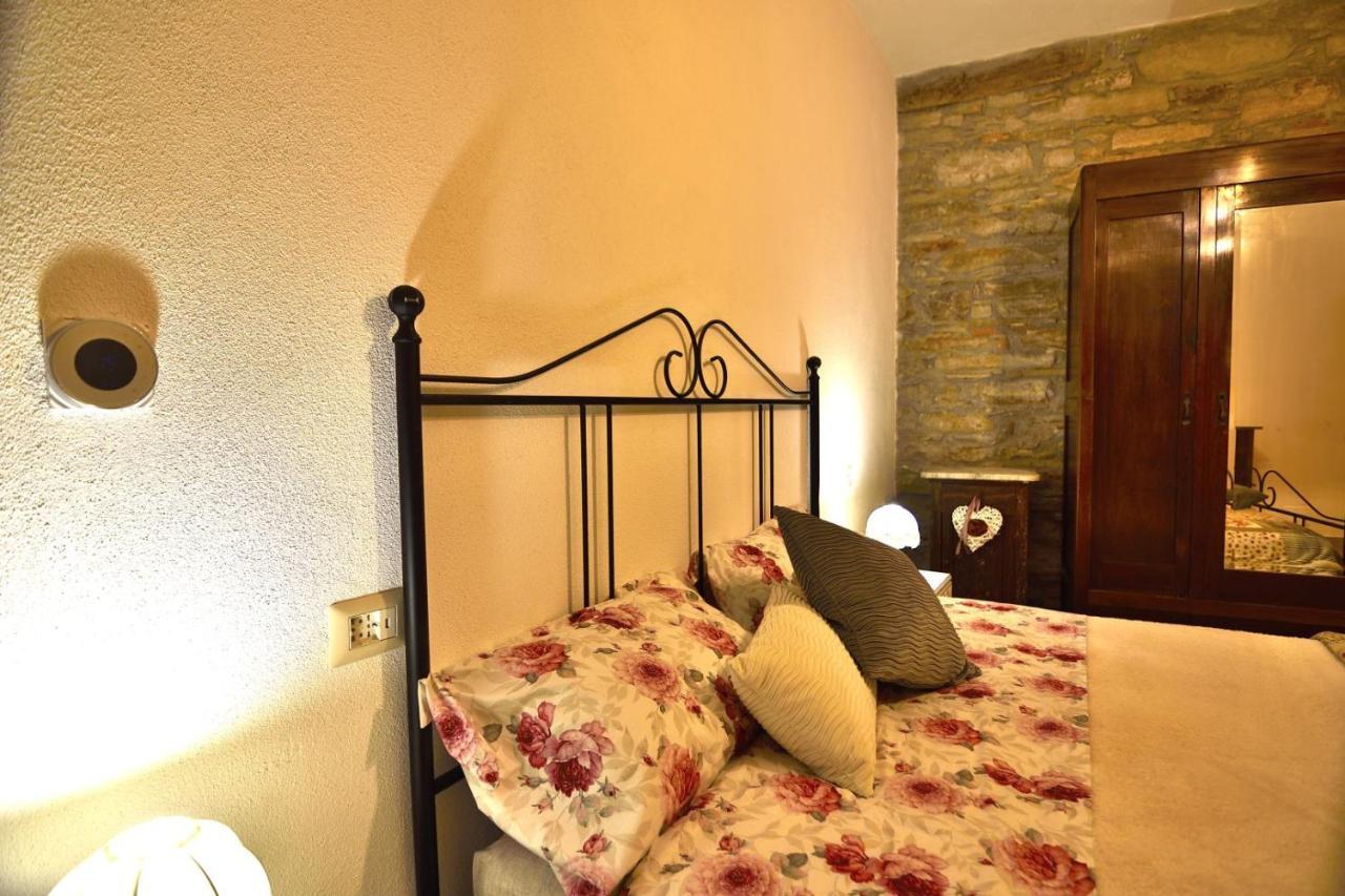 Il Borgo Del Castello Hotel Cremolino Exterior photo